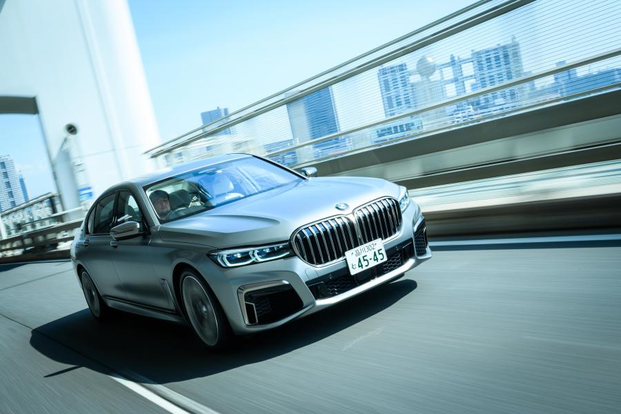  BMW M760Li xDrive (G12) 2019 года  (JP) (фото 9 из 21)